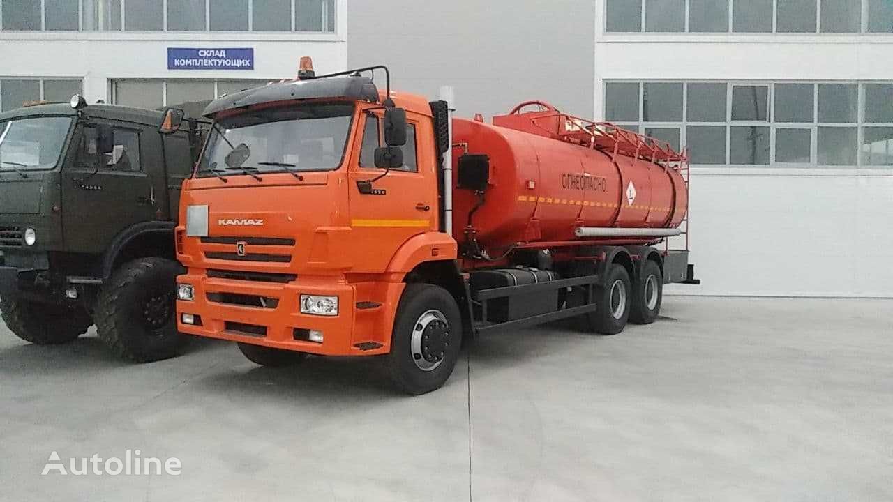 neues KamAZ Kraftstoff-LKW