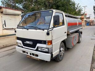 JMC 4x2 drive fuel tank truck 5 tons Kraftstoff-LKW